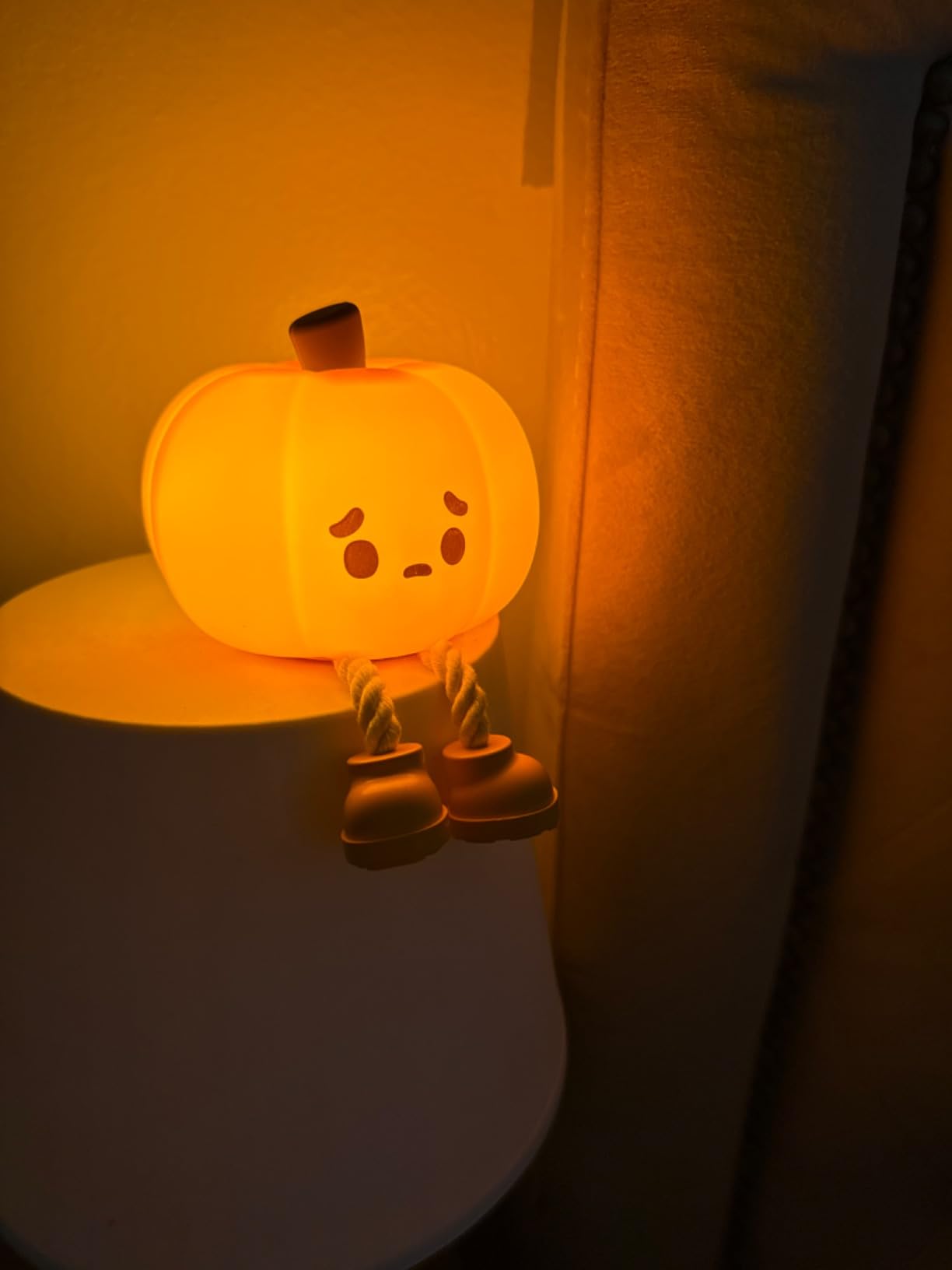 Charming Pumpkin Glow Light